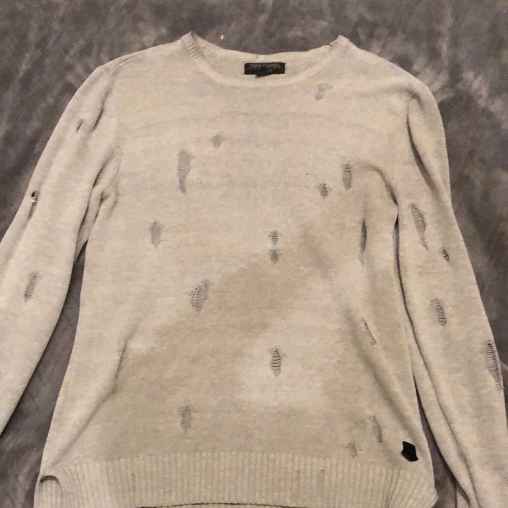 Grey wholy long sleeve